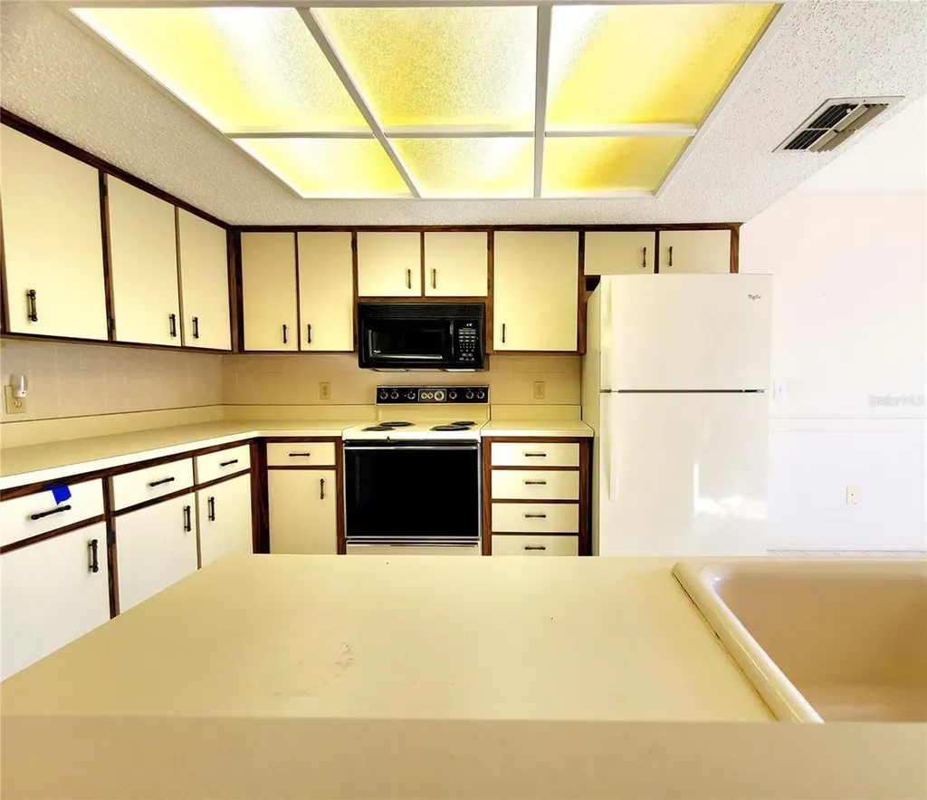 2053 Villa Terrace Clearwater FL 33763