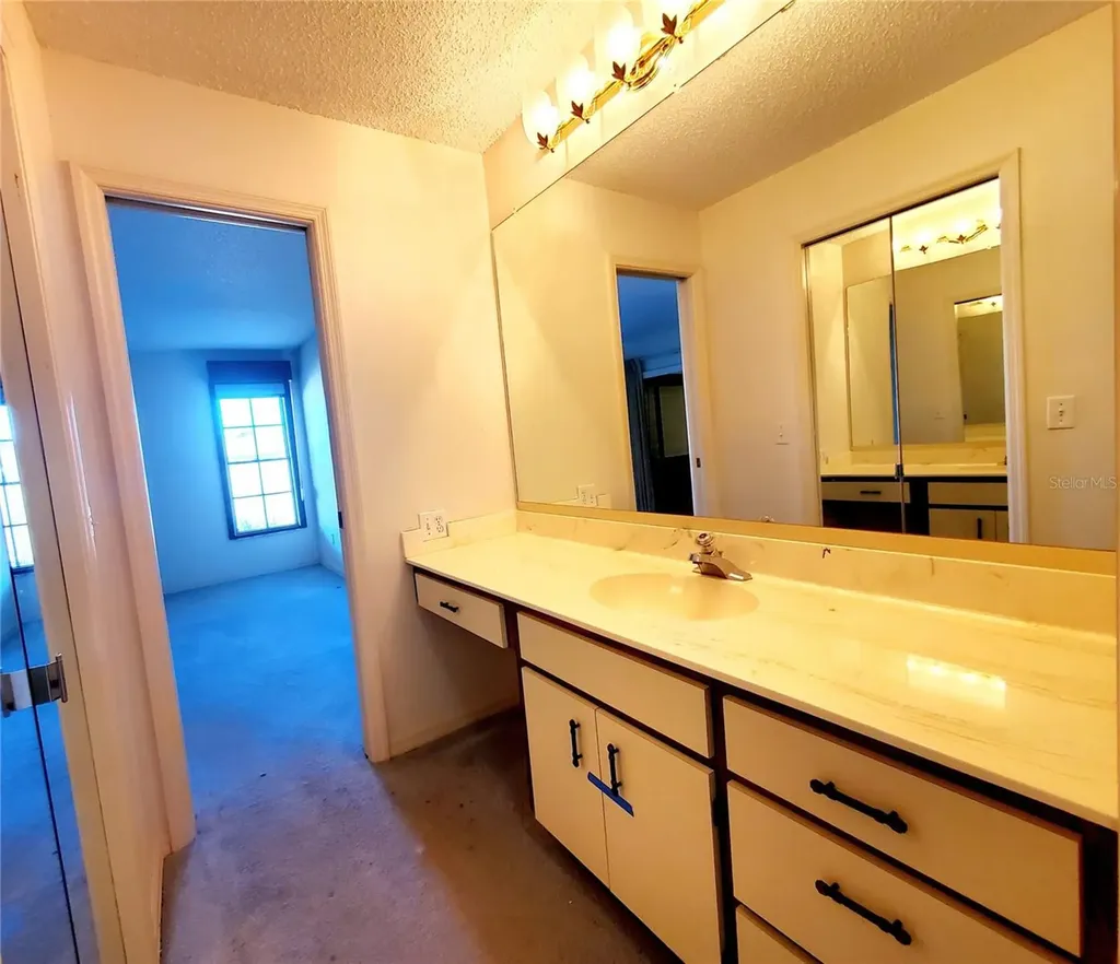 2053 Villa Terrace Clearwater FL 33763