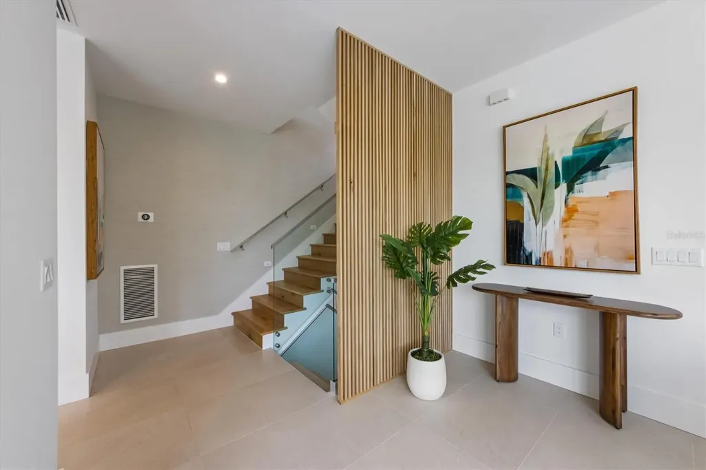 7003 Holmes Boulevard Holmes Beach FL 34217