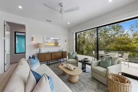 7003 Holmes Boulevard Holmes Beach FL 34217