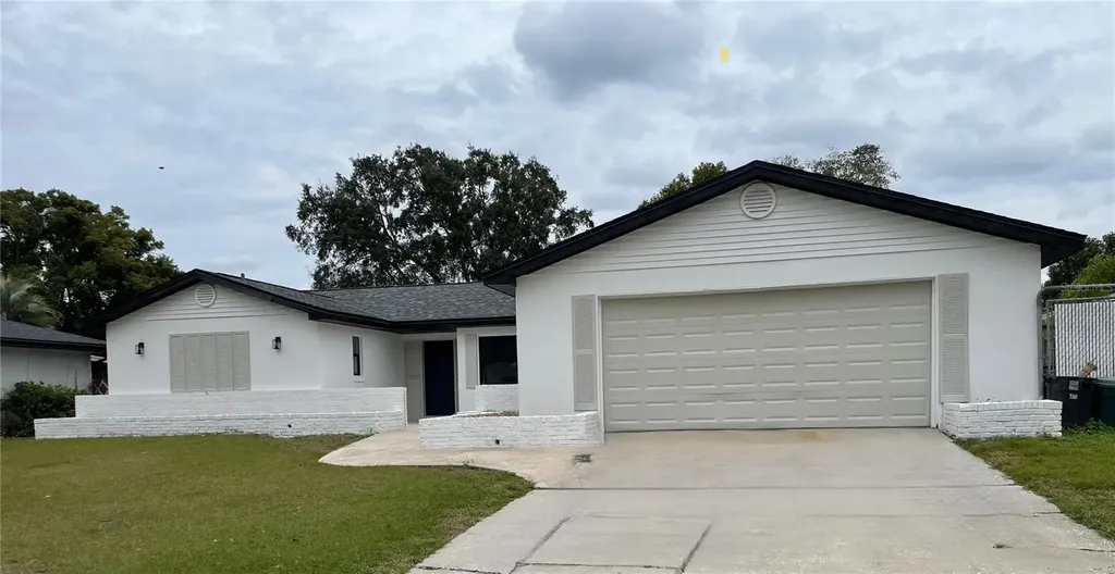 517 Hickorywood Avenue Altamonte Springs FL 32714