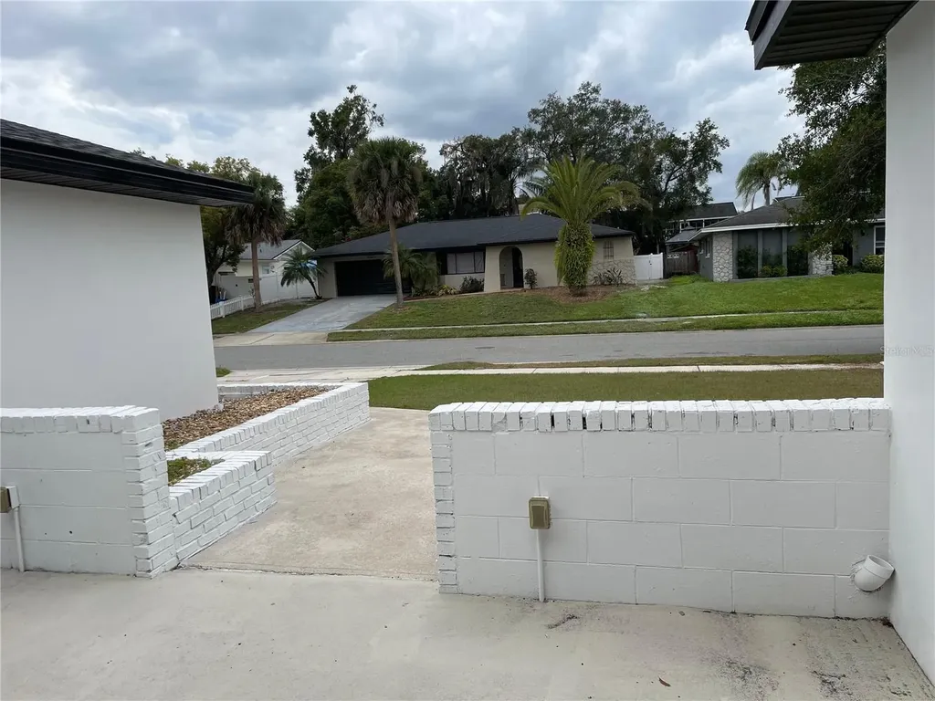 517 Hickorywood Avenue Altamonte Springs FL 32714