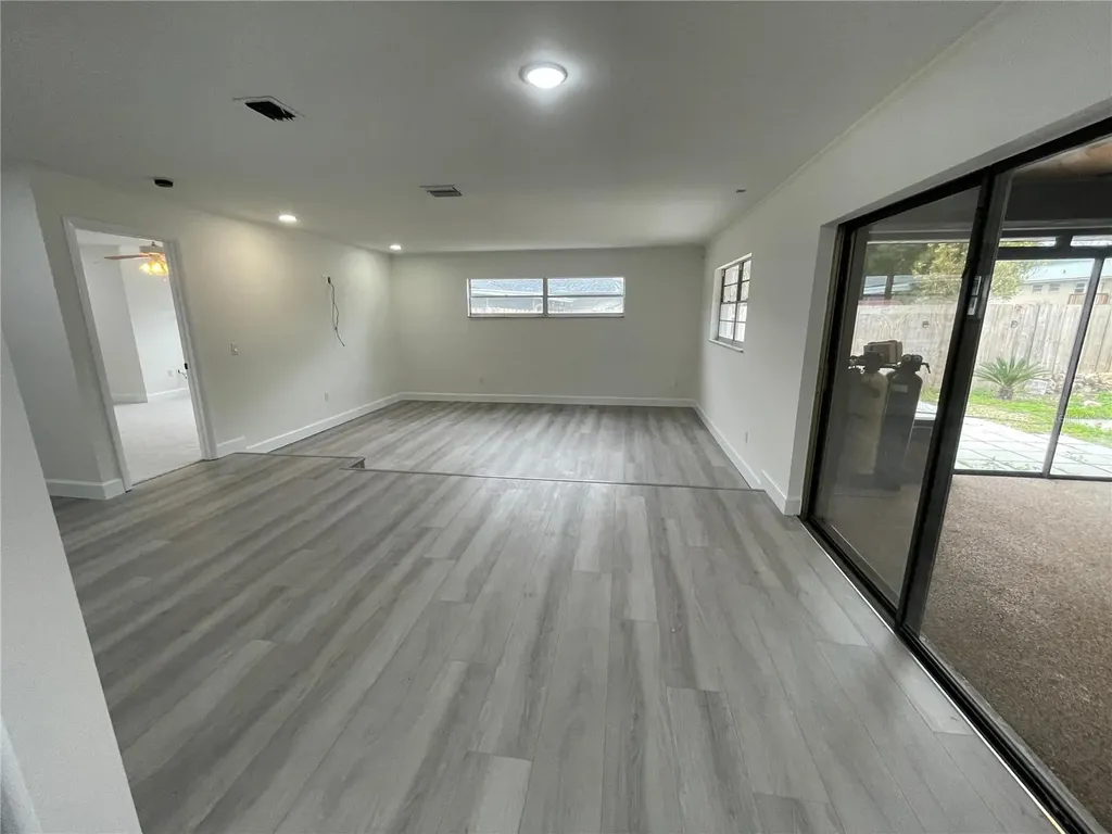 517 Hickorywood Avenue Altamonte Springs FL 32714