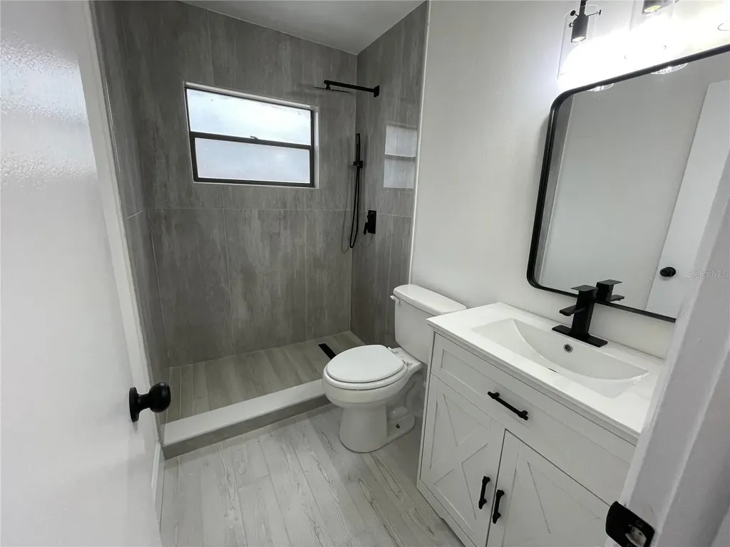 517 Hickorywood Avenue Altamonte Springs FL 32714