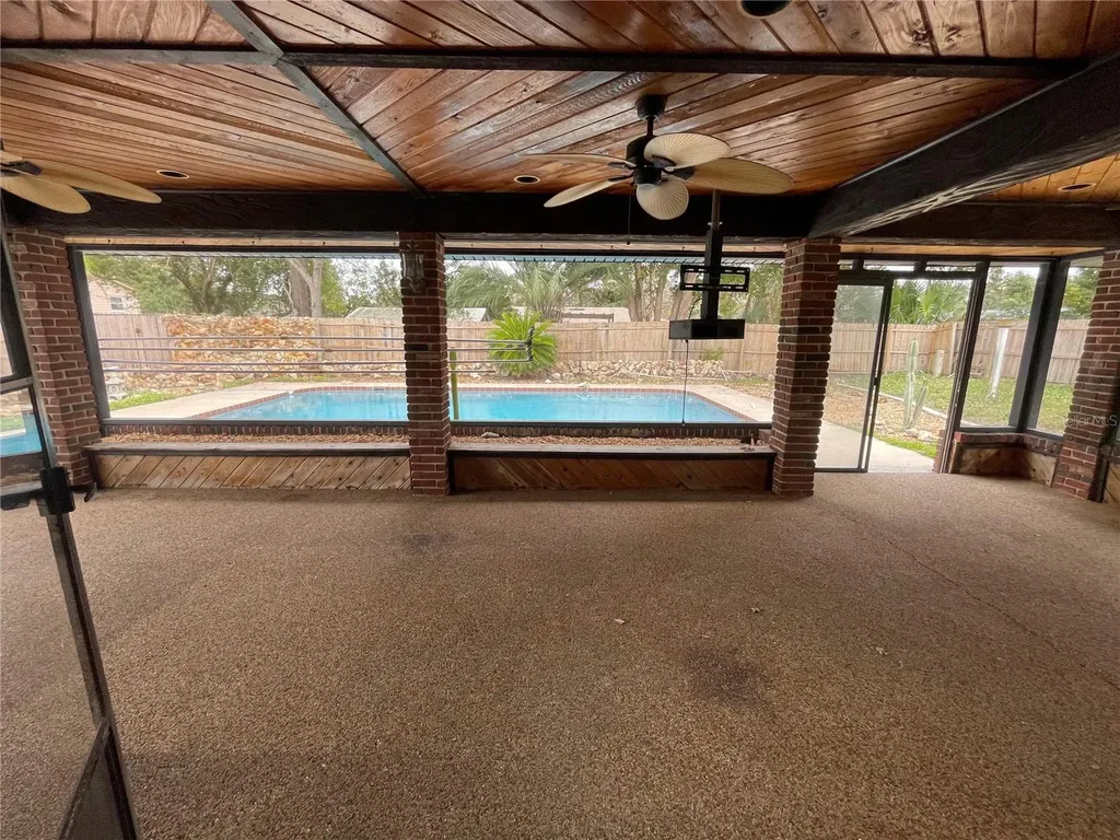 517 Hickorywood Avenue Altamonte Springs FL 32714