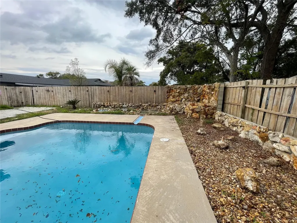 517 Hickorywood Avenue Altamonte Springs FL 32714