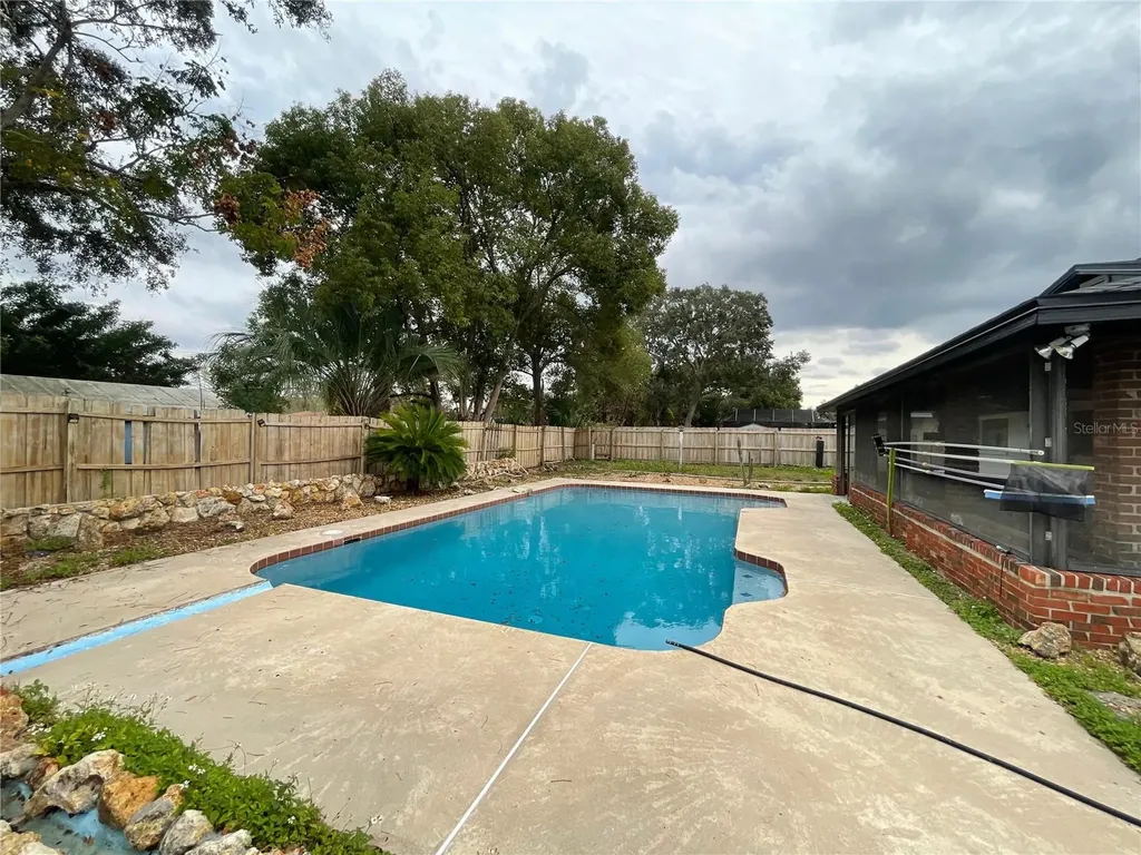 517 Hickorywood Avenue Altamonte Springs FL 32714