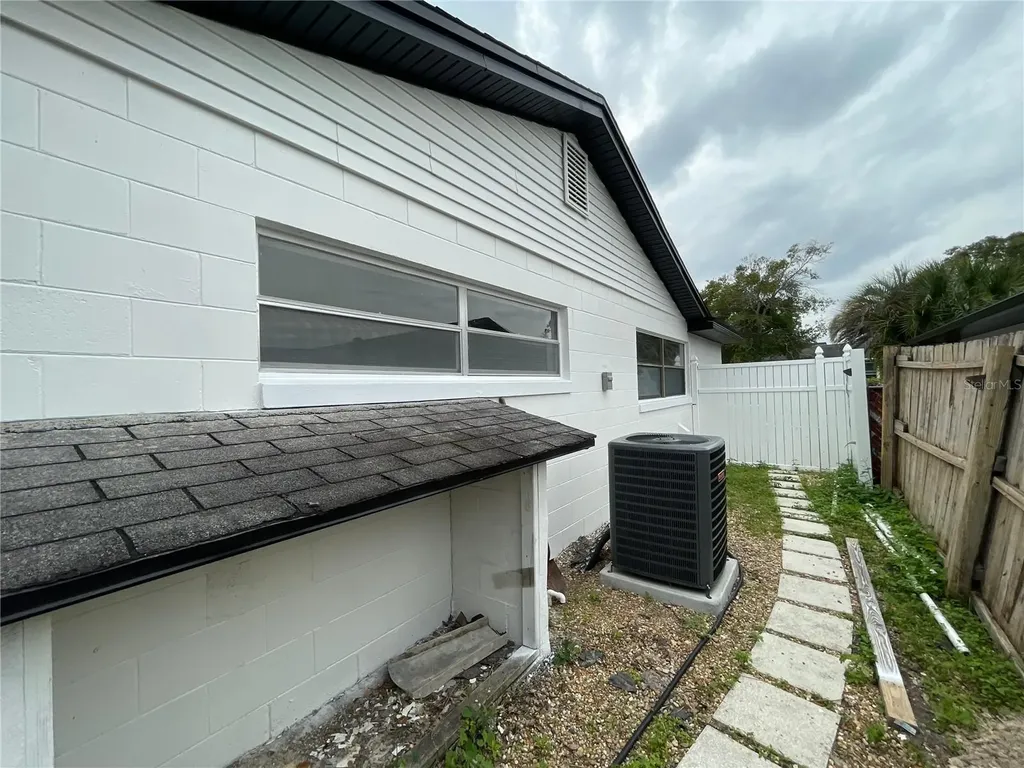 517 Hickorywood Avenue Altamonte Springs FL 32714