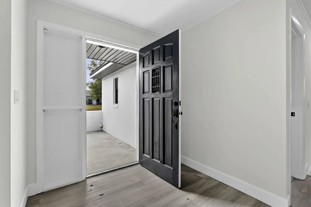 517 Hickorywood Avenue Altamonte Springs FL 32714