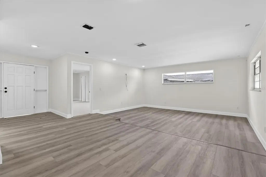 517 Hickorywood Avenue Altamonte Springs FL 32714