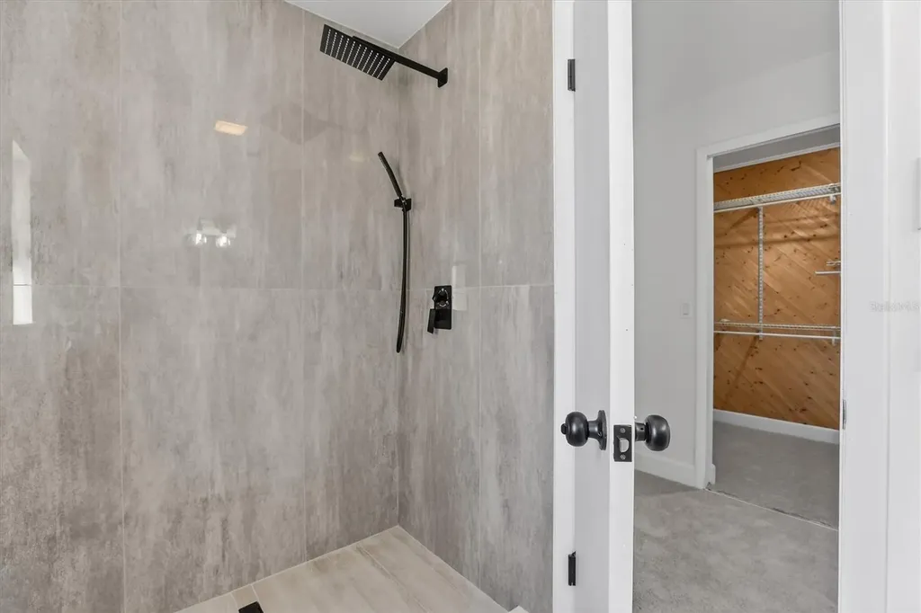 517 Hickorywood Avenue Altamonte Springs FL 32714