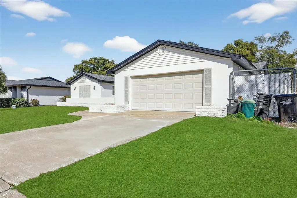 517 Hickorywood Avenue Altamonte Springs FL 32714