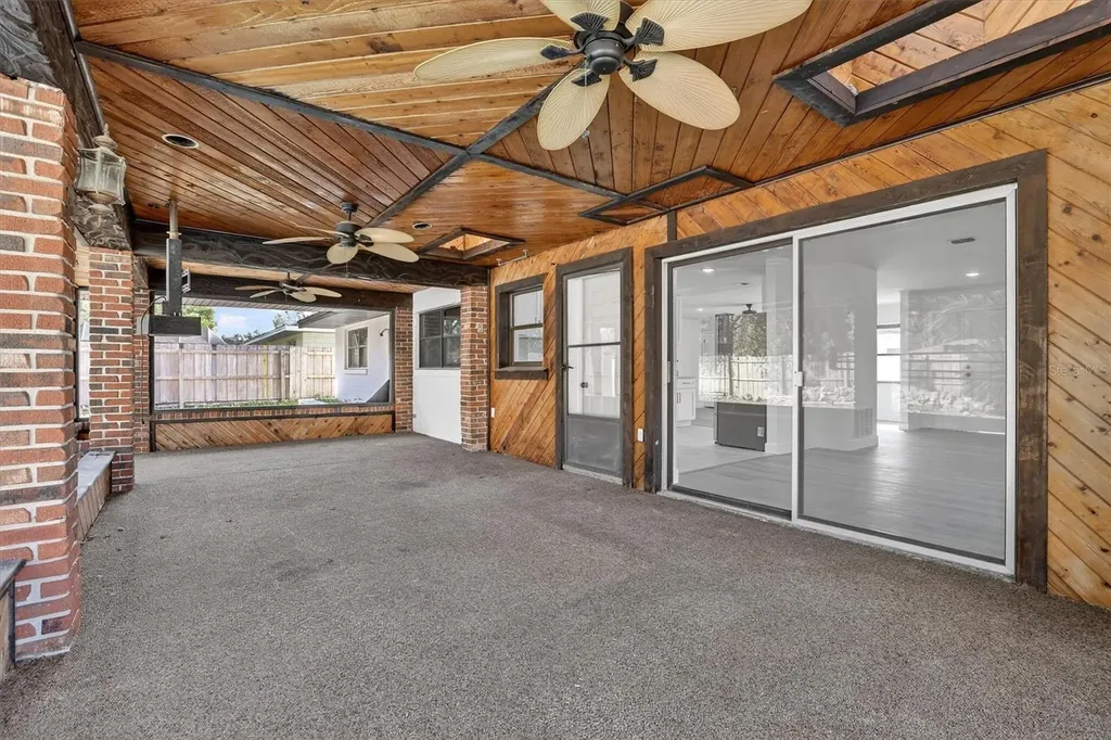 517 Hickorywood Avenue Altamonte Springs FL 32714