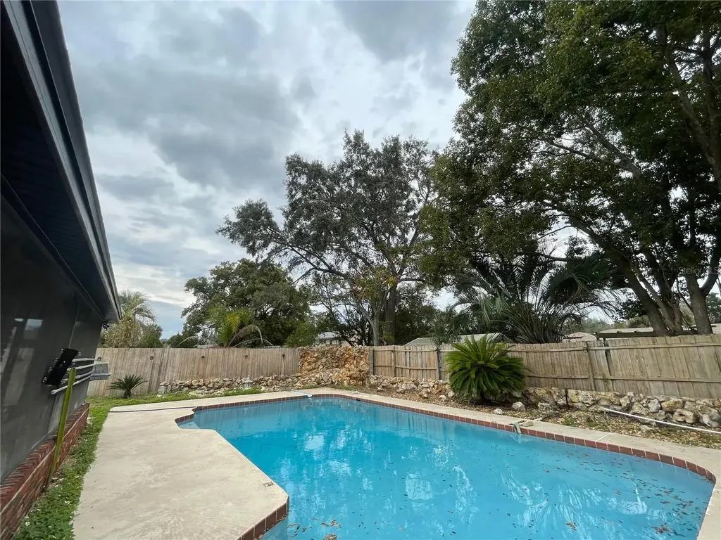 517 Hickorywood Avenue Altamonte Springs FL 32714