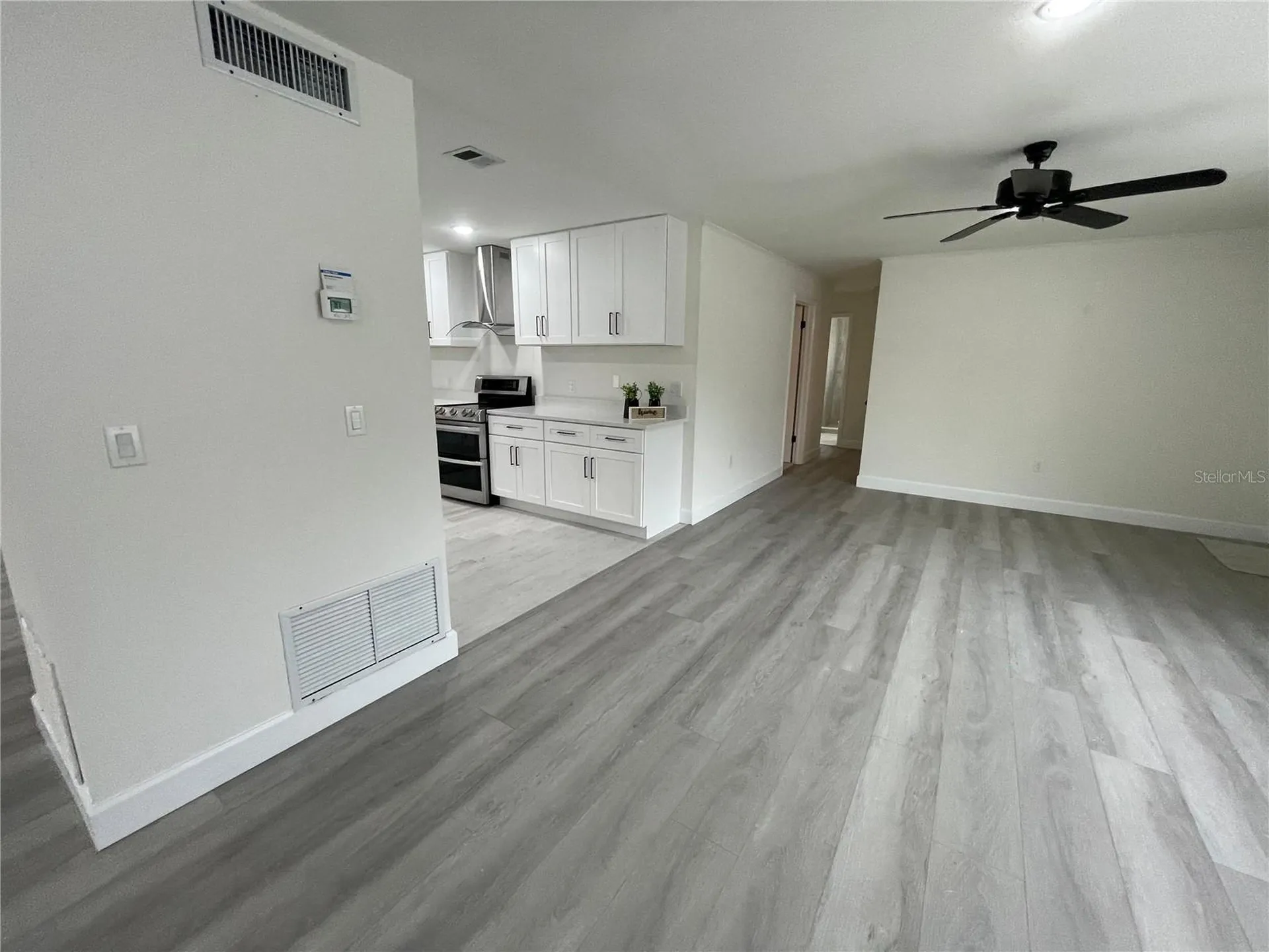 517 Hickorywood Avenue Altamonte Springs FL 32714