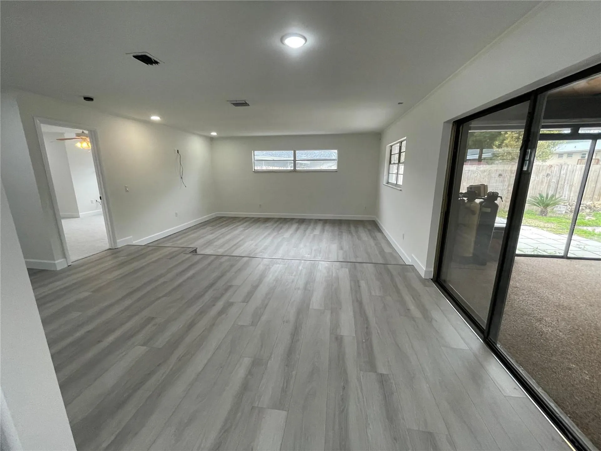 517 Hickorywood Avenue Altamonte Springs FL 32714