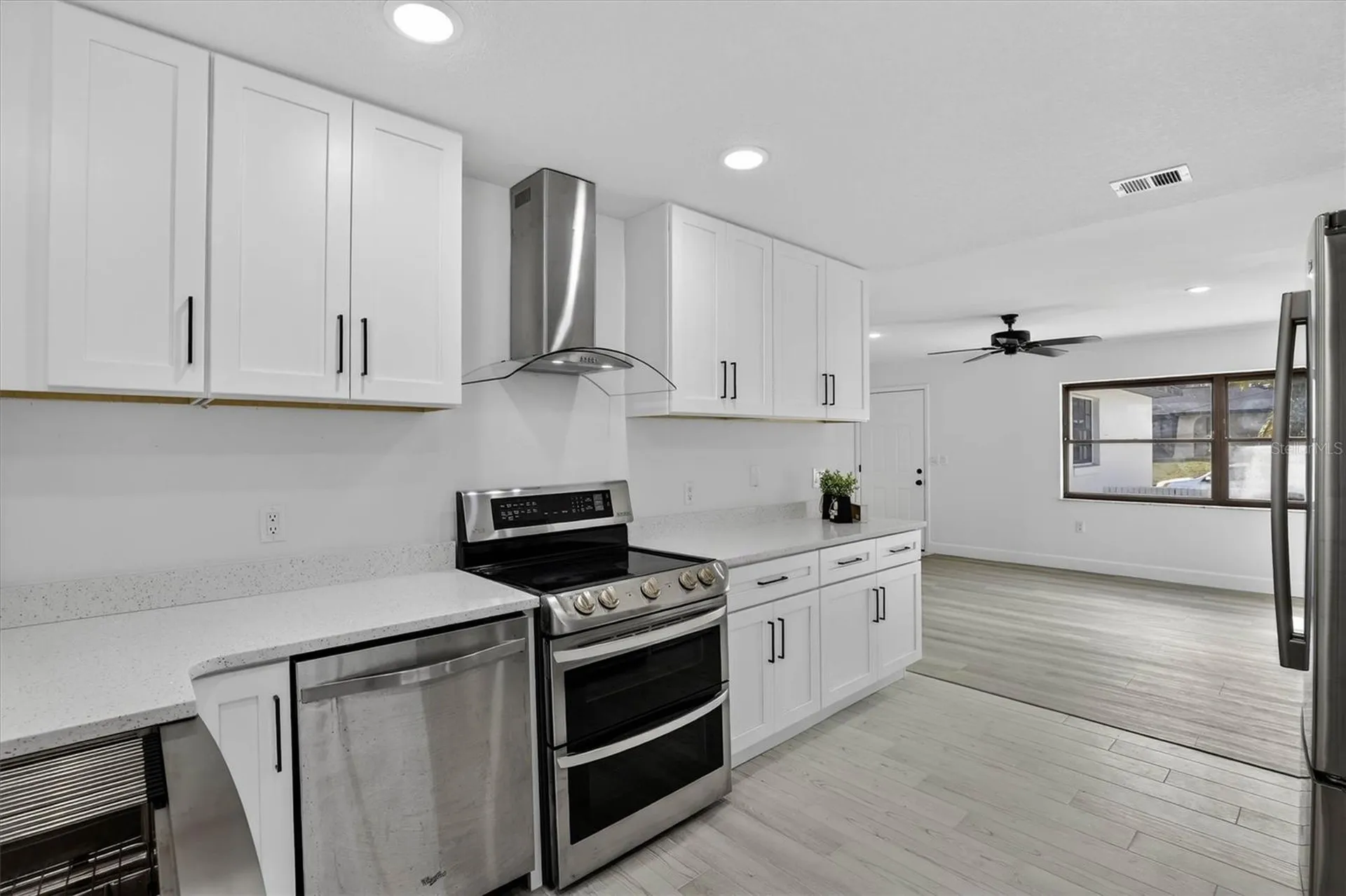 517 Hickorywood Avenue Altamonte Springs FL 32714