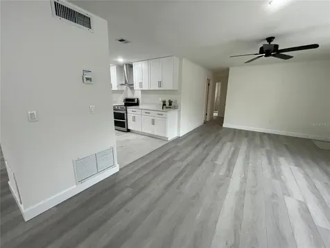 517 Hickorywood Avenue Altamonte Springs FL 32714