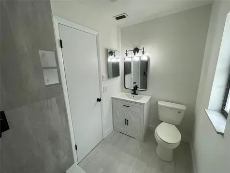 517 Hickorywood Avenue Altamonte Springs FL 32714