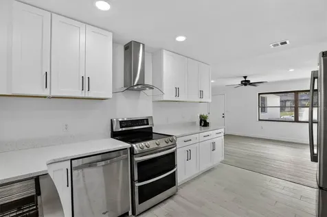 517 Hickorywood Avenue Altamonte Springs FL 32714