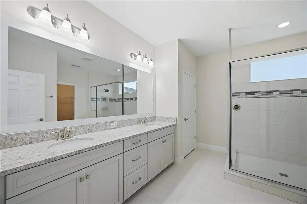 4881 Antrim Drive Sarasota FL 34240