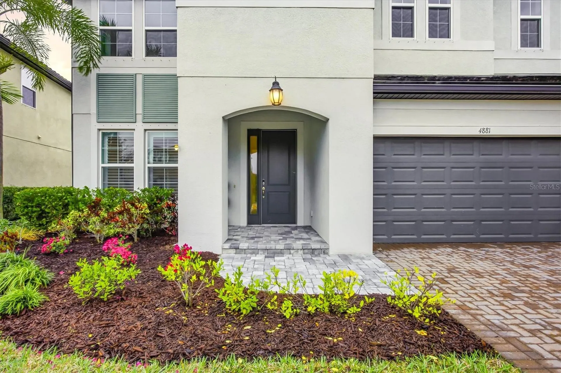 4881 Antrim Drive Sarasota FL 34240