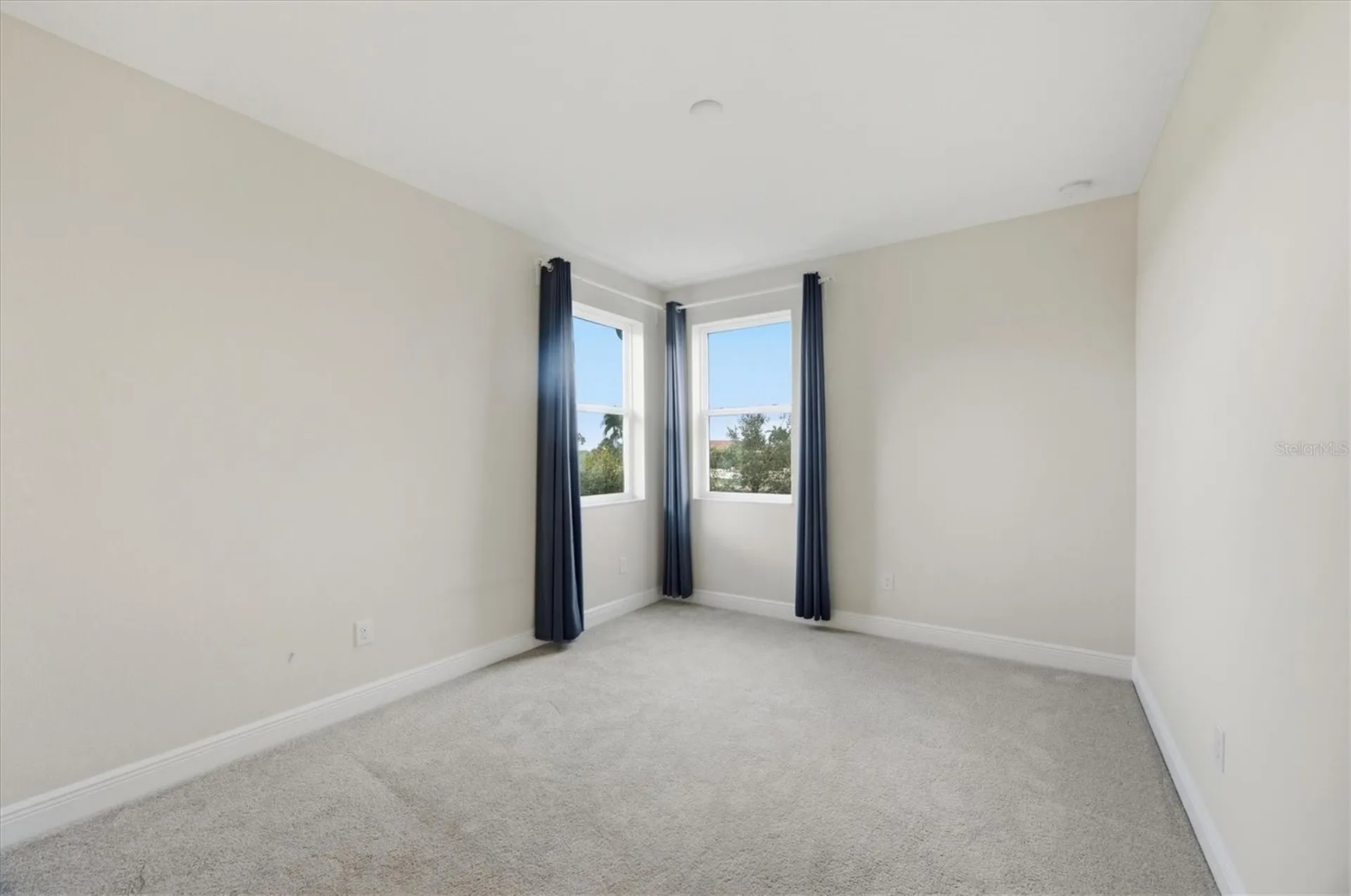 4881 Antrim Drive Sarasota FL 34240