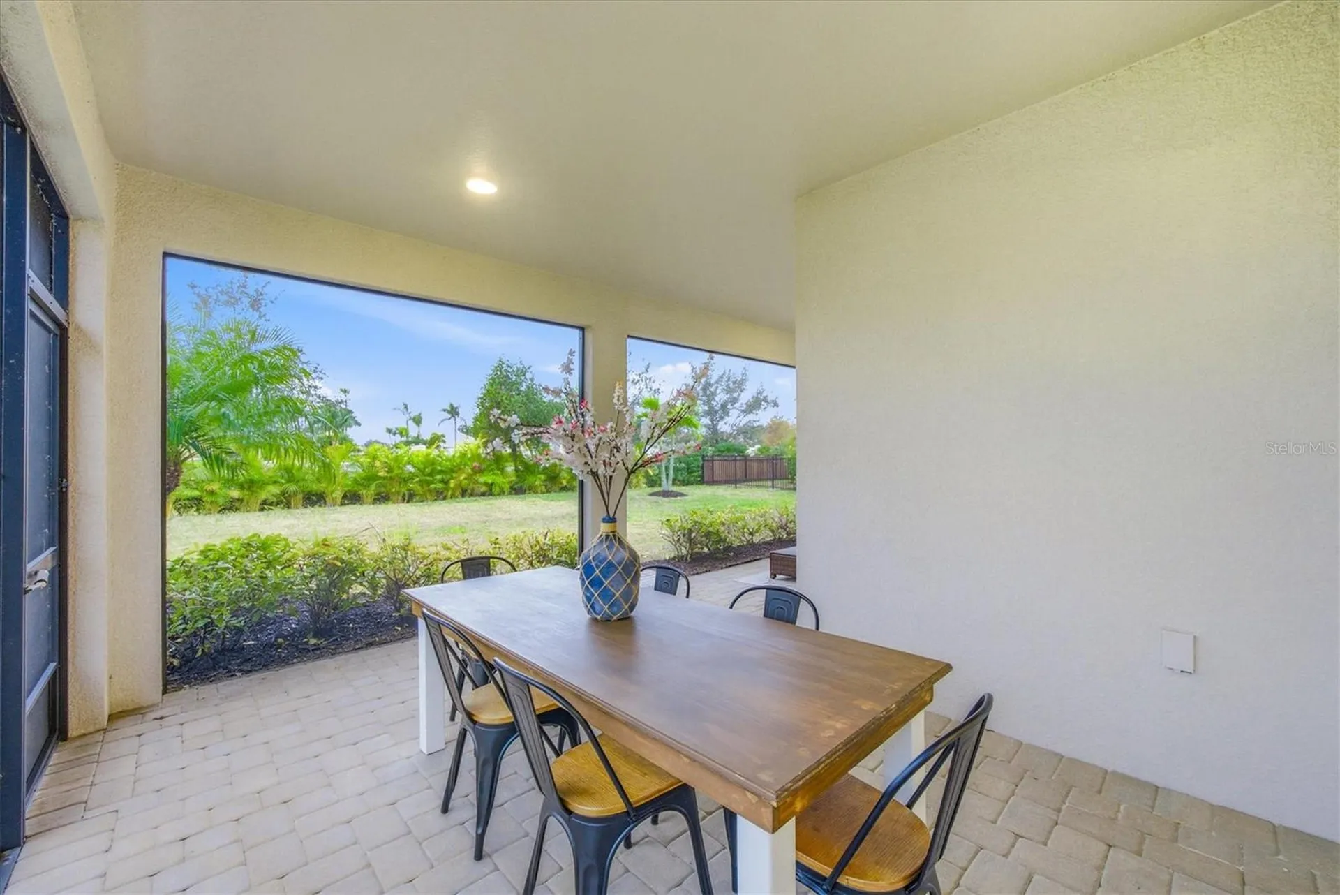 4881 Antrim Drive Sarasota FL 34240
