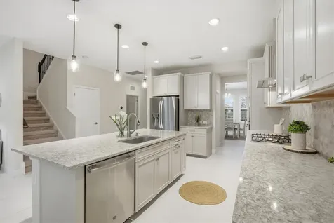 4881 Antrim Drive Sarasota FL 34240