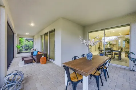 4881 Antrim Drive Sarasota FL 34240