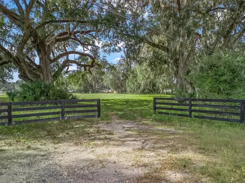W C 476 Bushnell FL 33513