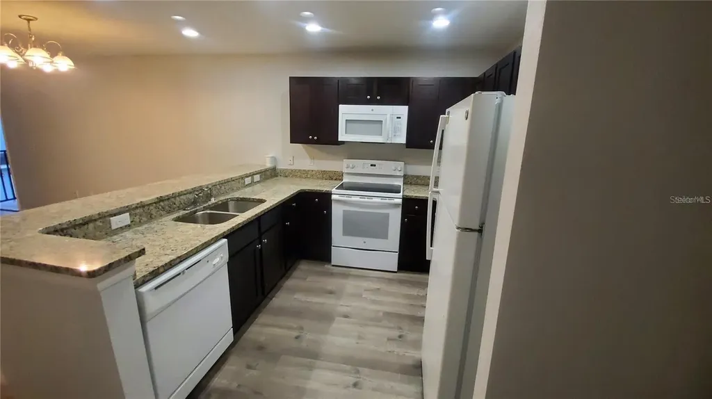 284 Gardner Lane Kissimmee FL 34743