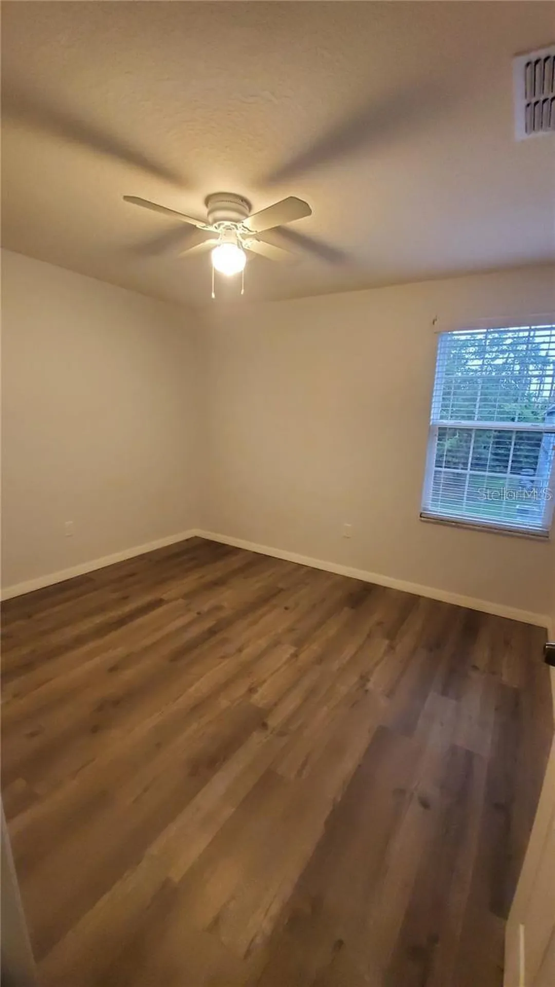 284 Gardner Lane Kissimmee FL 34743