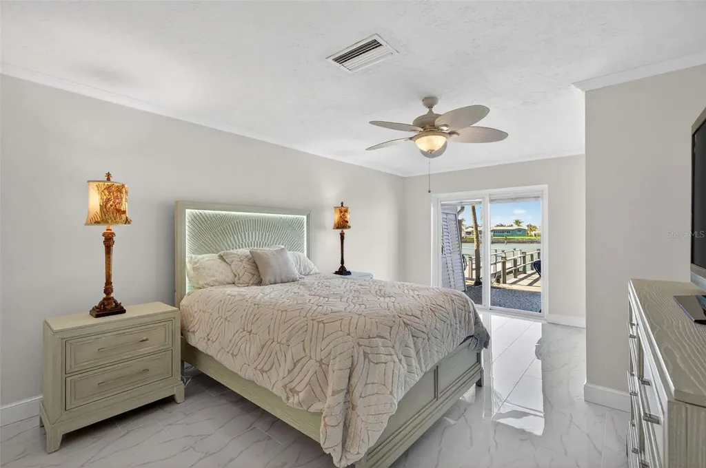 427 Boca Ciega Point Boulevard N St Petersburg FL 33708