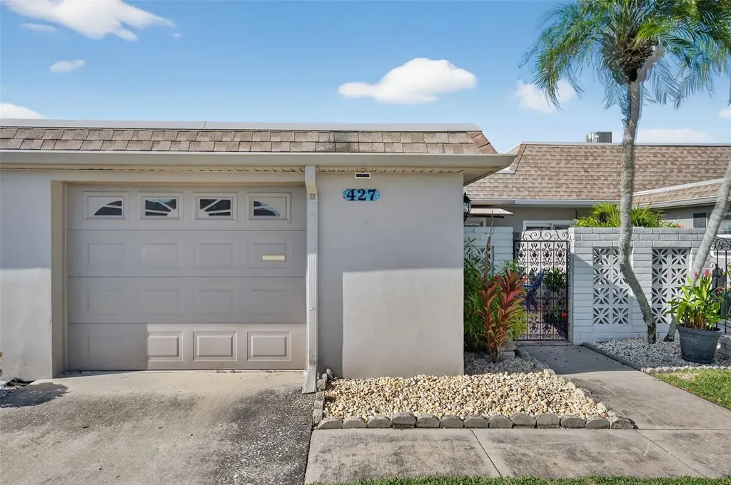 427 Boca Ciega Point Boulevard N St Petersburg FL 33708