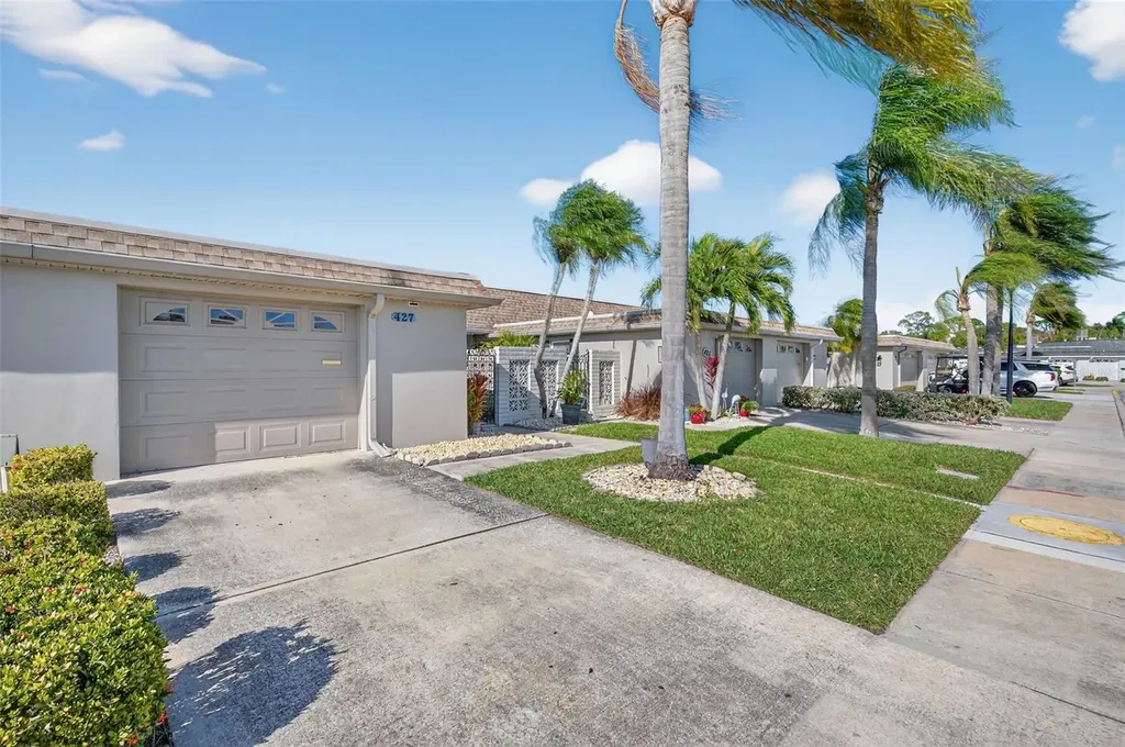 427 Boca Ciega Point Boulevard N St Petersburg FL 33708