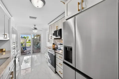 427 Boca Ciega Point Boulevard N St Petersburg FL 33708
