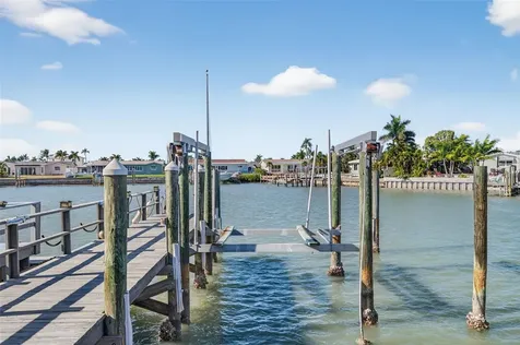 427 Boca Ciega Point Boulevard N St Petersburg FL 33708