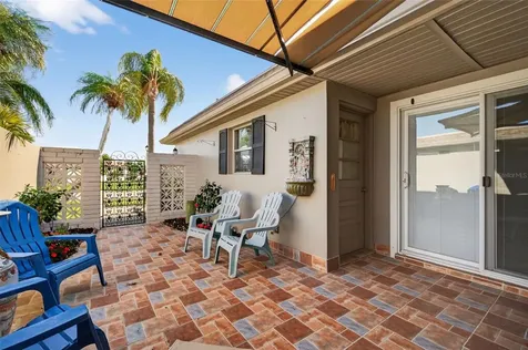 427 Boca Ciega Point Boulevard N St Petersburg FL 33708