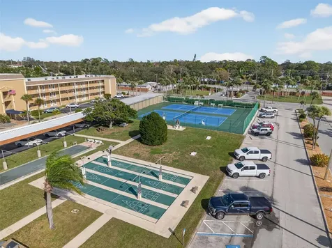 427 Boca Ciega Point Boulevard N St Petersburg FL 33708
