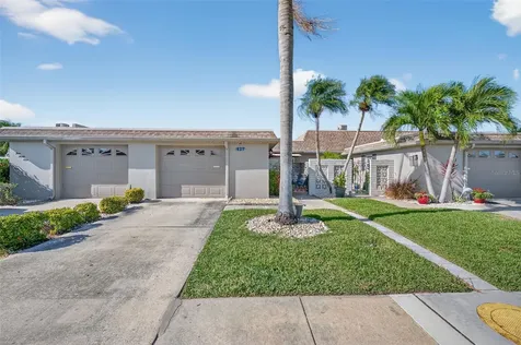 427 Boca Ciega Point Boulevard N St Petersburg FL 33708