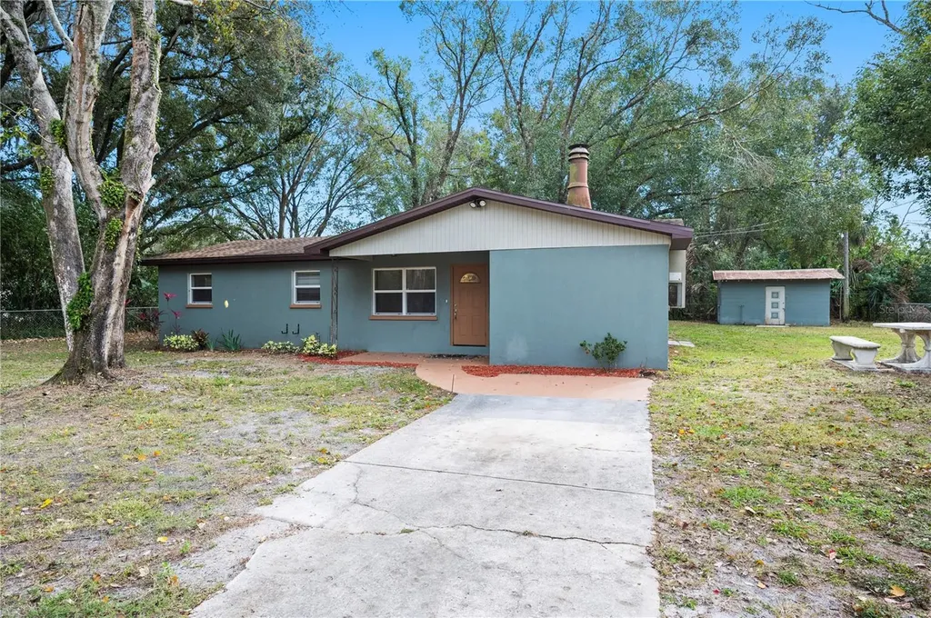 3305 Hughes Street Lakeland FL 33801