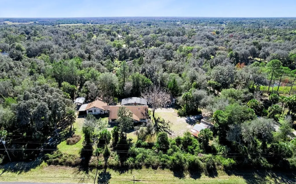 301 Shady Woods Road Geneva FL 32732