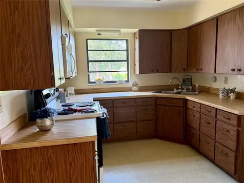 301 Shady Woods Road Geneva FL 32732