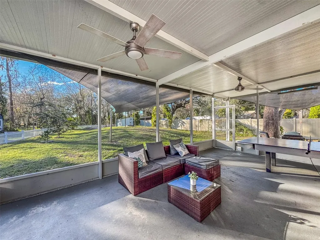 5028 Clewis Avenue Tampa FL 33610