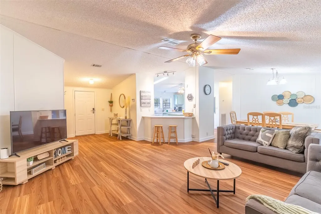 5028 Clewis Avenue Tampa FL 33610