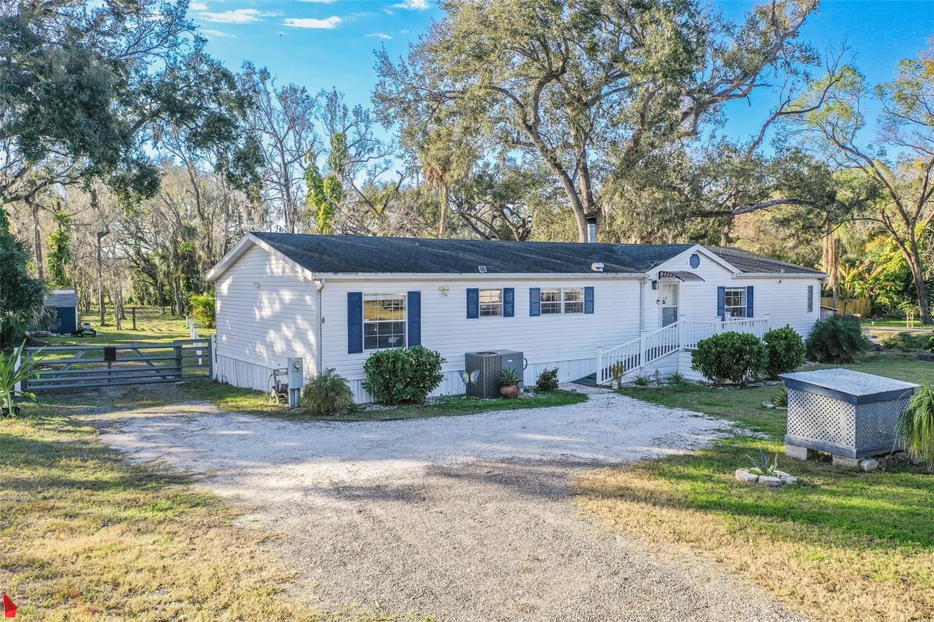 5028 Clewis Avenue Tampa FL 33610