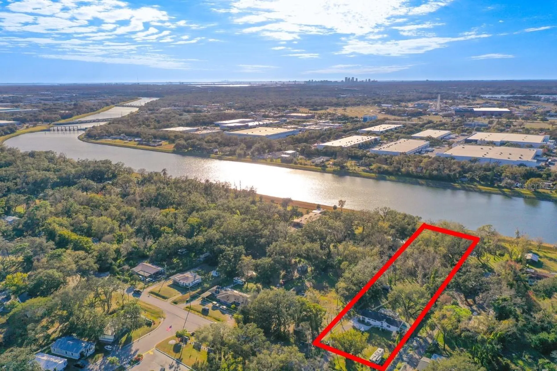 5028 Clewis Avenue Tampa FL 33610