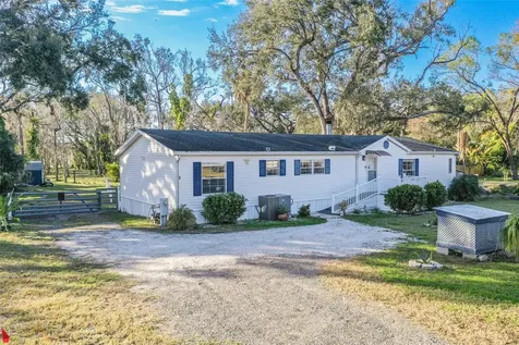 5028 Clewis Avenue Tampa FL 33610