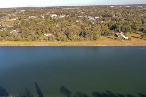 5028 Clewis Avenue Tampa FL 33610